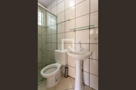 Banheiro de apartamento para alugar com 2 quartos, 60m² em Sagrada Família, Belo Horizonte