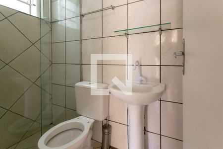Banheiro de apartamento para alugar com 2 quartos, 60m² em Sagrada Família, Belo Horizonte