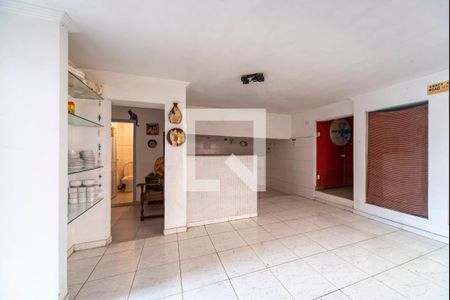 Casa à venda com 400m², 4 quartos e 4 vagas Casa à venda com 400m², 4 quartos e 4 vagasÁrea Interna