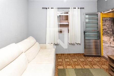 Sala de casa para alugar com 2 quartos, 88m² em Parque Santa Madalena, São Paulo