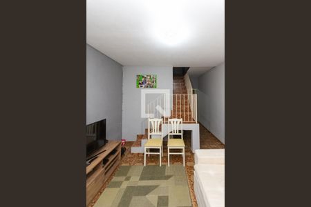 Sala de casa para alugar com 2 quartos, 88m² em Parque Santa Madalena, São Paulo