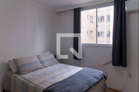 Quarto 1 de apartamento para alugar com 2 quartos, 47m² em Jardim Alvorada, Nova Iguaçu