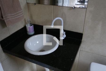 Casa à venda com 460m², 3 quartos e 4 vagasQuintal /Churrasqueira/Serviço