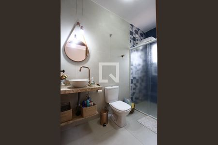 Casa à venda com 460m², 3 quartos e 4 vagasBanheiro da Suíte