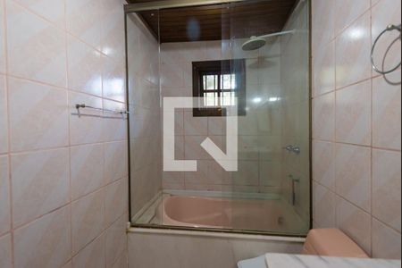 Casa para alugar com 320m², 3 quartos e 2 vagasBanheiro 4