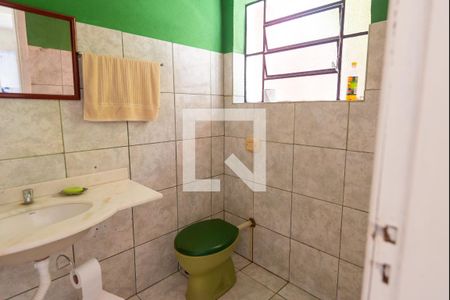Casa para alugar com 320m², 3 quartos e 2 vagasBanheiro 2