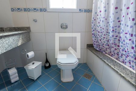 Casa para alugar com 320m², 3 quartos e 2 vagasBanheiro da Suíte