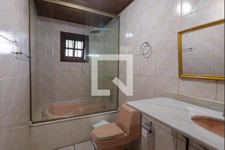 Casa para alugar com 320m², 3 quartos e 2 vagasBanheiro 4