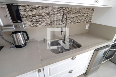 Apartamento à venda com 140m², 3 quartos e 2 vagas Apartamento à venda com 140m², 3 quartos e 2 vagasCozinha - Torneira