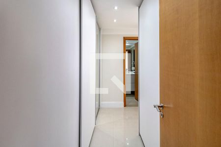 Apartamento à venda com 140m², 3 quartos e 2 vagas Apartamento à venda com 140m², 3 quartos e 2 vagasQuarto 03 Suíte