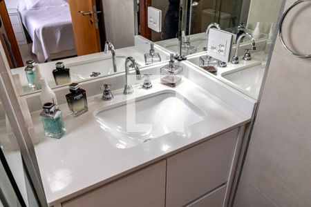 Apartamento à venda com 140m², 3 quartos e 2 vagas Apartamento à venda com 140m², 3 quartos e 2 vagasBanheiro 02 da Suíte 02 - Torneira