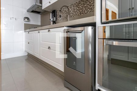 Apartamento à venda com 140m², 3 quartos e 2 vagas Apartamento à venda com 140m², 3 quartos e 2 vagasCozinha - Armários