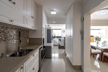 Apartamento à venda com 140m², 3 quartos e 2 vagas Apartamento à venda com 140m², 3 quartos e 2 vagasCozinha