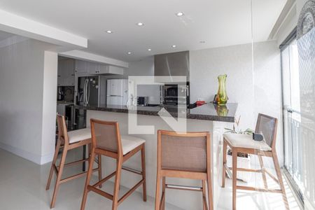 Apartamento à venda com 140m², 3 quartos e 2 vagas Apartamento à venda com 140m², 3 quartos e 2 vagasVaranda Gourmet da Sala