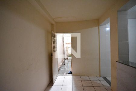 Sala de apartamento para alugar com 2 quartos, 50m² em Bento Ribeiro, Rio de Janeiro