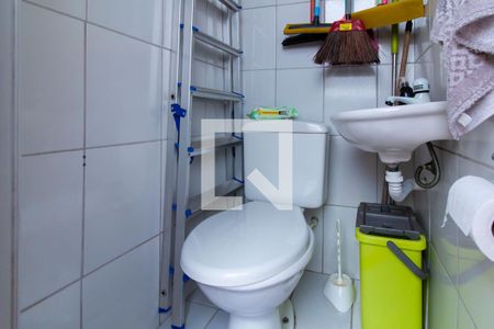 Casa à venda com 231m², 3 quartos e 2 vagasBanheiro de Serviço