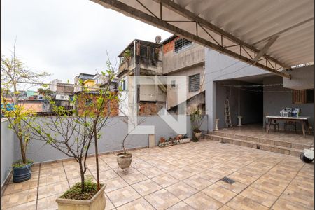 Casa à venda com 206m², 3 quartos e 2 vagasQuintal e Área de Lazer