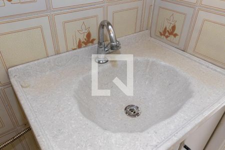 Casa à venda com 206m², 3 quartos e 2 vagasBanheiro da Suíte