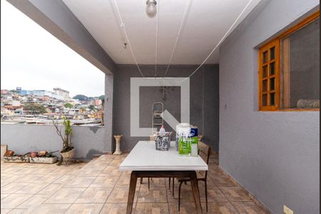 Casa à venda com 206m², 3 quartos e 2 vagasÁrea de Serviço 2