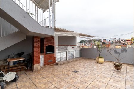 Casa à venda com 206m², 3 quartos e 2 vagasQuintal e Área de Lazer