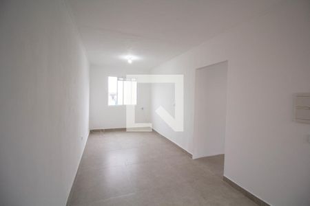 Sala de apartamento para alugar com 2 quartos, 60m² em Conjunto Residencial José Bonifácio, São Paulo