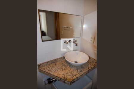 Apartamento à venda com 105m², 3 quartos e 1 vagaBanheiro do Quarto 1