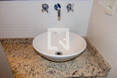 Apartamento à venda com 105m², 3 quartos e 1 vagaBanheiro do Quarto 1