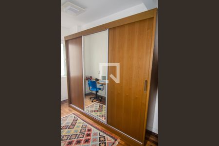 Apartamento à venda com 105m², 3 quartos e 1 vagaQuarto 1