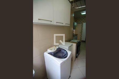 Apartamento à venda com 105m², 3 quartos e 1 vagaÁrea de Serviço