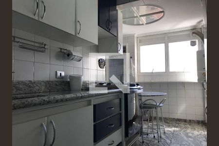 Apartamento à venda com 90m², 3 quartos e 2 vagasCozinha 