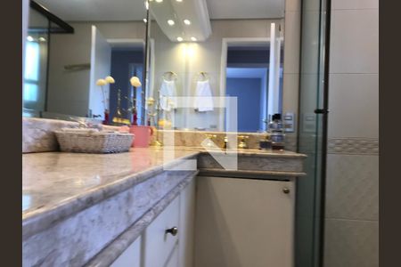 Apartamento à venda com 90m², 3 quartos e 2 vagasBanheiro 