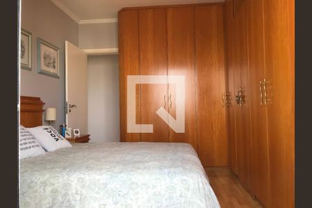 Apartamento à venda com 90m², 3 quartos e 2 vagasQuarto 2 com suíte