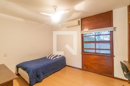 Casa à venda com 600m², 4 quartos e 5 vagasQuarto 1