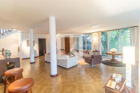 Sala Principal de casa à venda com 4 quartos, 600m² em Vila Madalena, São Paulo