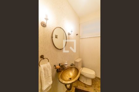 Lavabo de casa à venda com 4 quartos, 600m² em Vila Madalena, São Paulo