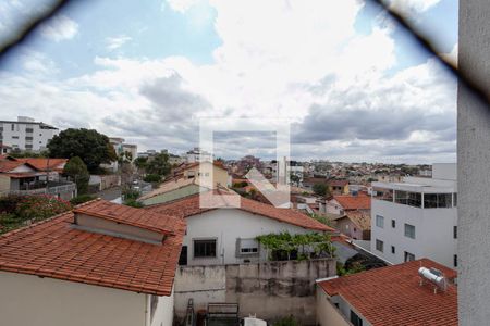 Vista da varanda da sala  de apartamento à venda com 3 quartos, 75m² em Planalto, Belo Horizonte