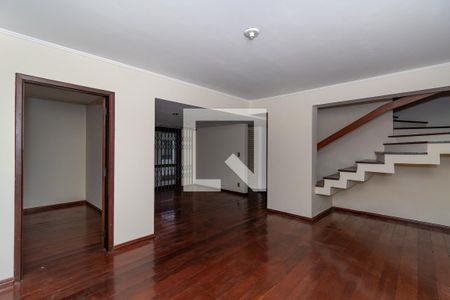 Casa à venda com 330m², 4 quartos e 4 vagasSala de Estar