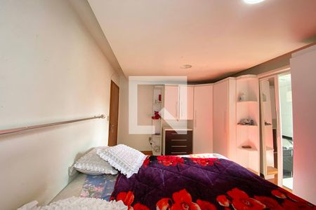 Casa à venda com 180m², 3 quartos e 3 vagasQuarto 3 - Suíte