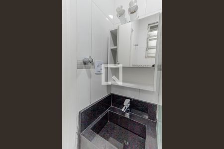 Apartamento para alugar com 50m², 2 quartos e sem vagaBanheiro