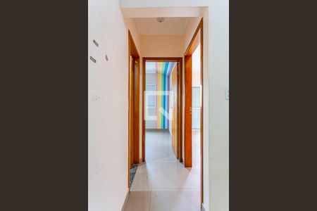 Corredor de apartamento para alugar com 2 quartos, 48m² em Vila Linda, Santo André