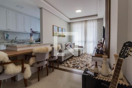 Sala de apartamento para alugar com 2 quartos, 72m² em Barreiros, São José