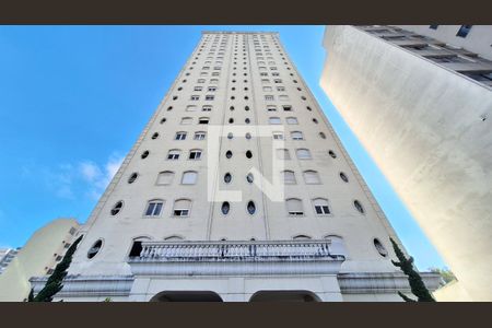 Apartamento à venda com 33m², 1 quarto e 1 vagaFachada