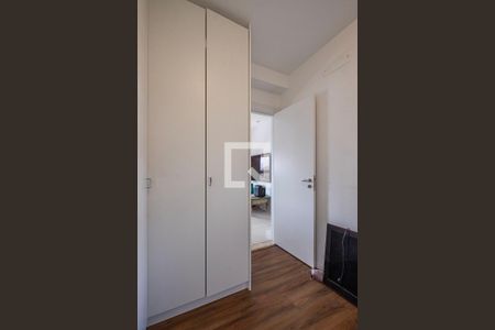 Apartamento à venda com 98m², 2 quartos e 2 vagasQuarto 2