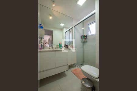 Apartamento à venda com 98m², 2 quartos e 2 vagasBanheiro