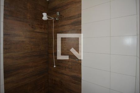 Casa para alugar com 86m², 3 quartos e 2 vagasBanheiro 