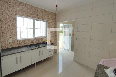 Casa para alugar com 86m², 3 quartos e 2 vagasCozinha