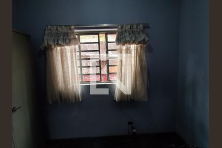 Casa à venda com 152m², 4 quartos e 1 vaga Casa à venda com 152m², 4 quartos e 1 vagaEscritório