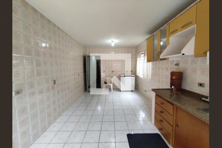 Casa à venda com 152m², 4 quartos e 1 vaga Casa à venda com 152m², 4 quartos e 1 vagaCozinha