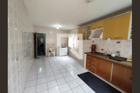 Casa à venda com 152m², 4 quartos e 1 vaga Casa à venda com 152m², 4 quartos e 1 vagaCozinha