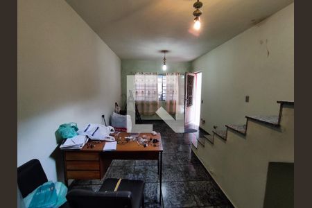 Sala de casa à venda com 4 quartos, 152m² em Jardim Cotinha, São Paulo